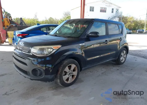 2017 Kia Soul z USA, uszkodzony, nr VIN KNDJN2A23H7883807